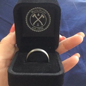 Manly bands men’s tungsten wedding band